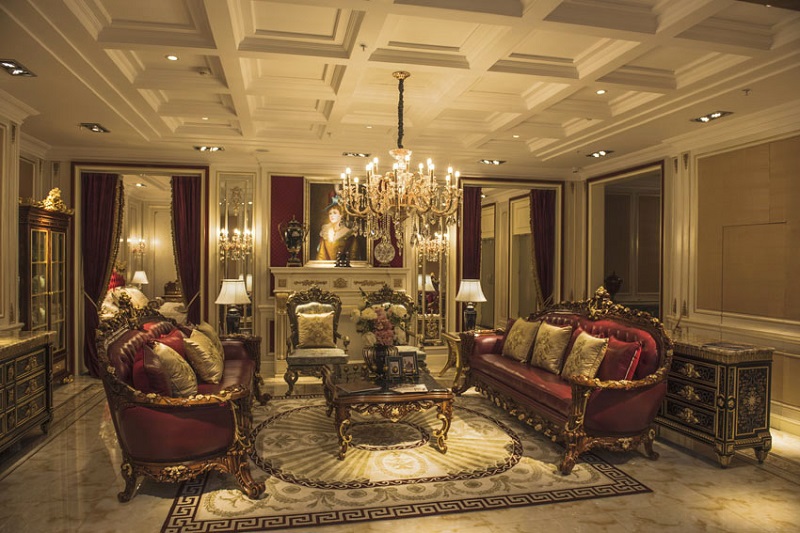 Trang trí phòng khách kiểu cổ điển phong cách hoàng gia